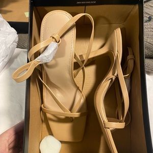 Abercrombie heeled tie sandals new in box!